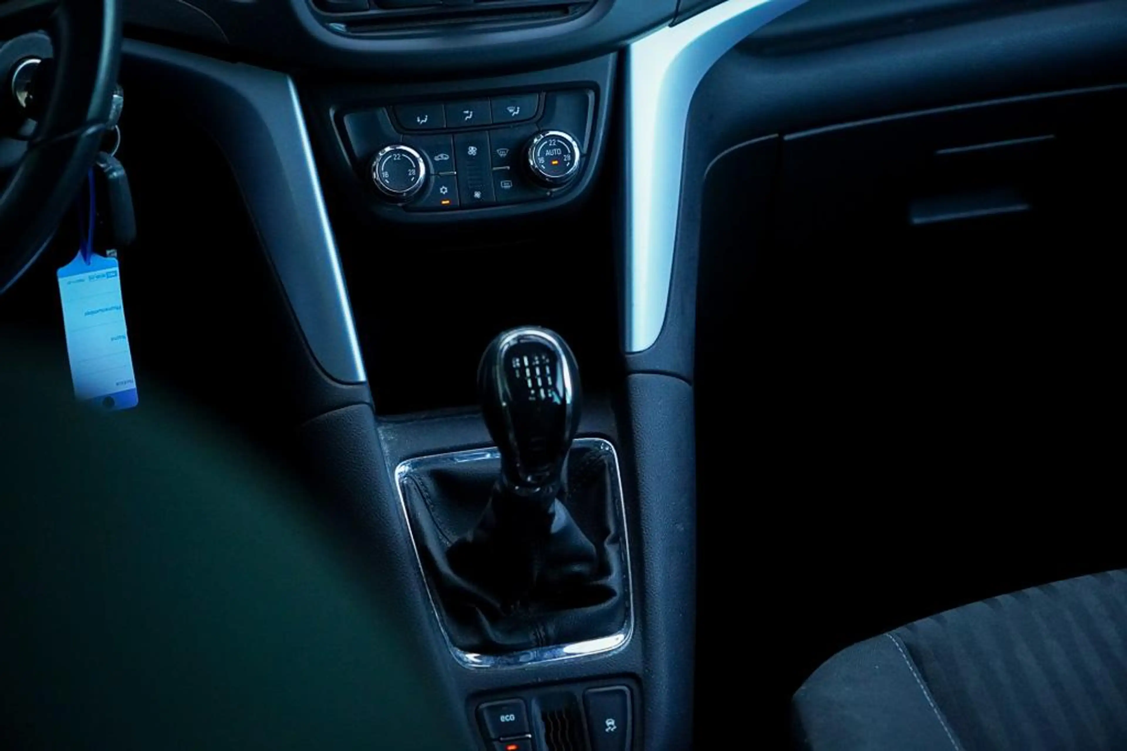 Opel Zafira Tourer 1.4 Design Edition / Trekhaak / Navi / Meeneemprij — photo 26
