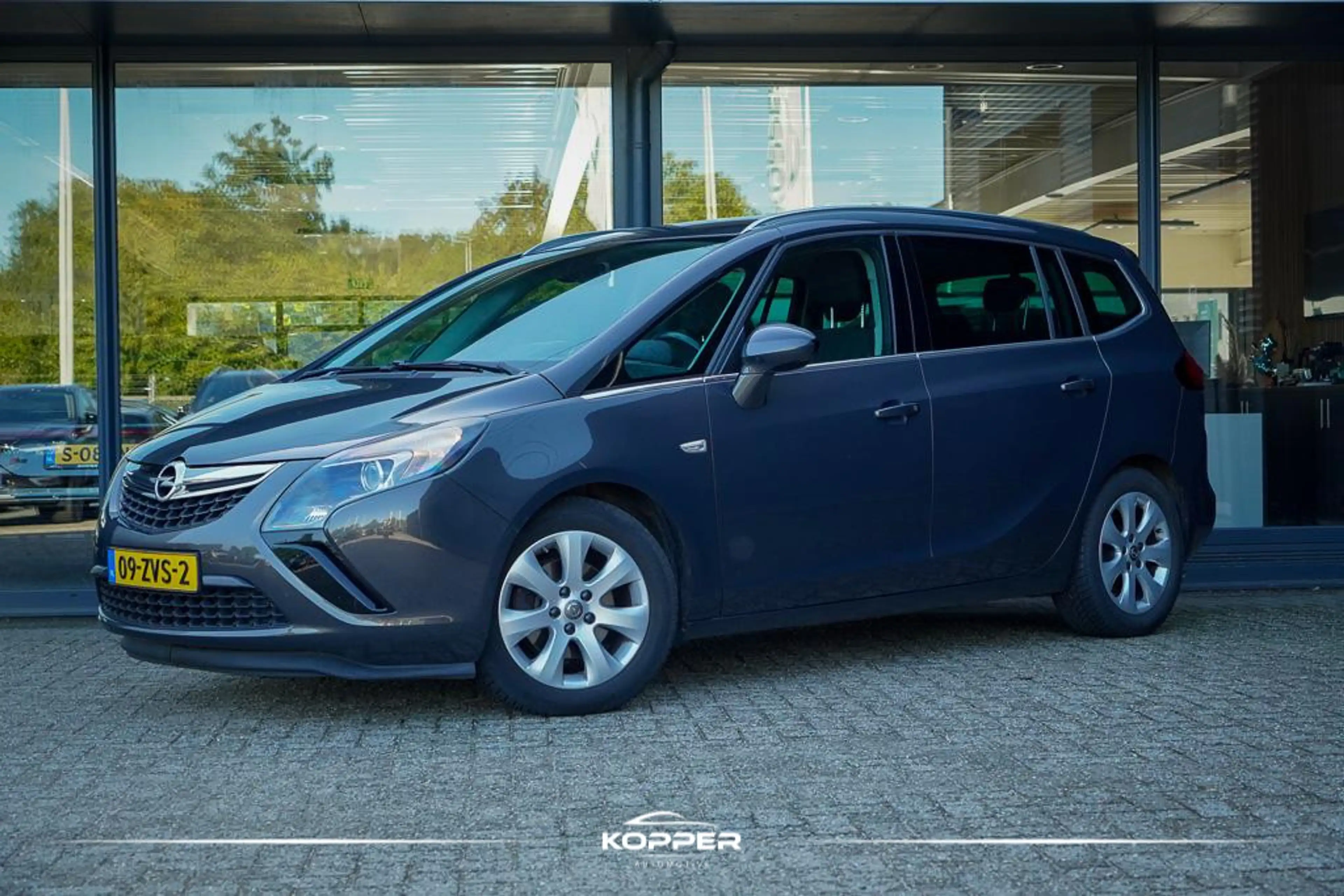 Opel Zafira Tourer 1.4 Design Edition / Trekhaak / Navi / Meeneemprij