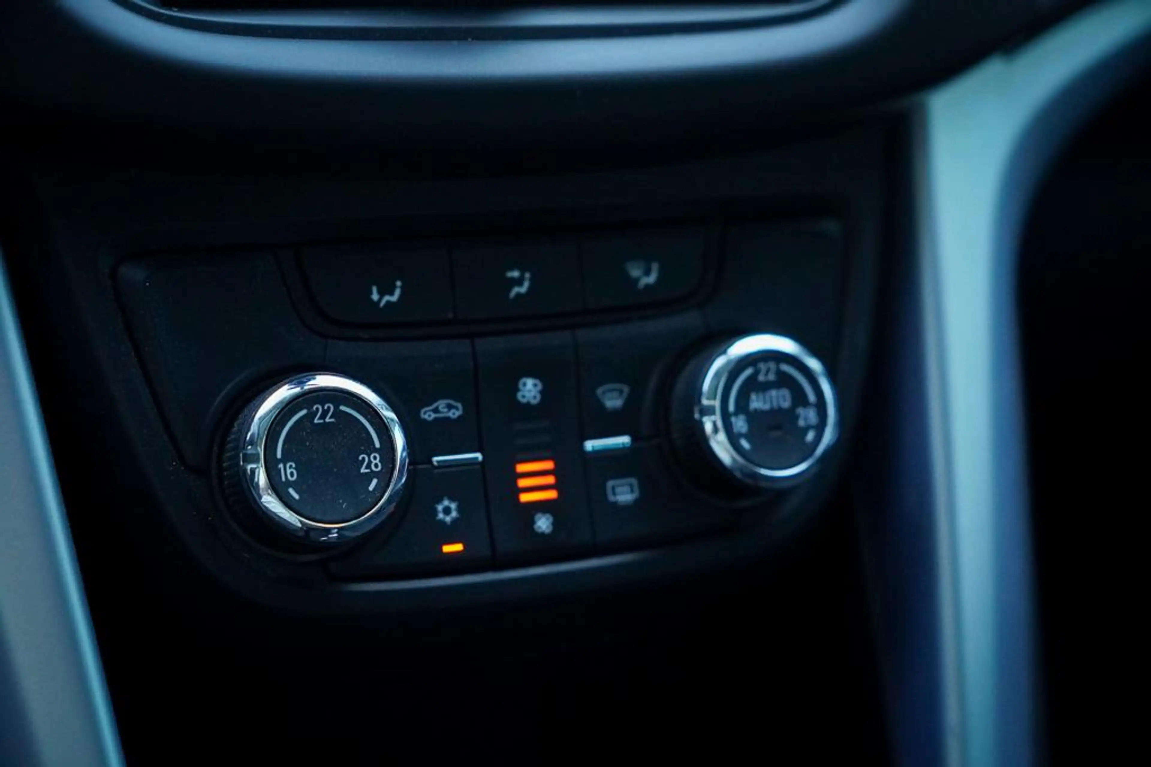 Opel Zafira Tourer 1.4 Design Edition / Trekhaak / Navi / Meeneemprij — photo 19
