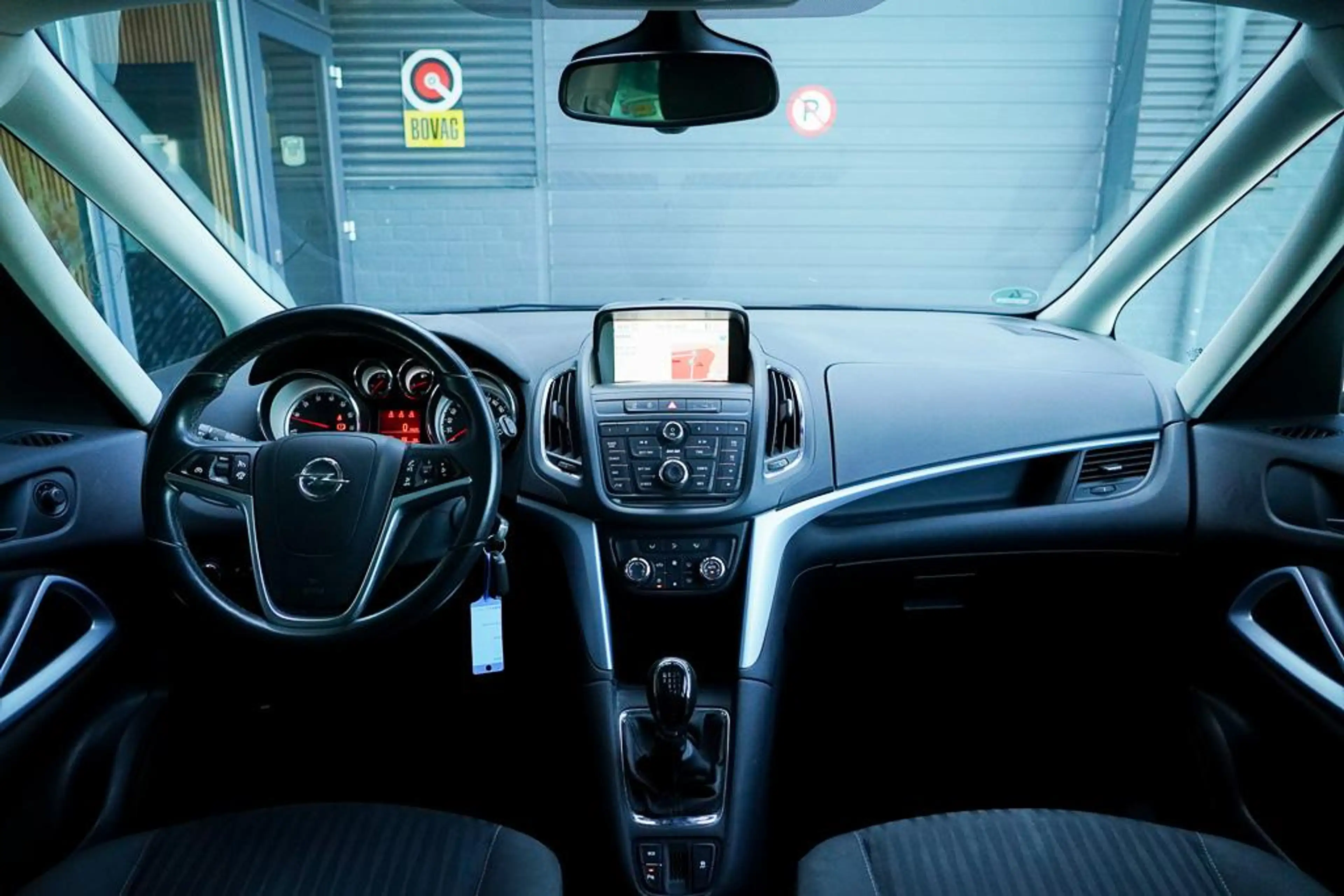 Opel Zafira Tourer 1.4 Design Edition / Trekhaak / Navi / Meeneemprij — photo 7