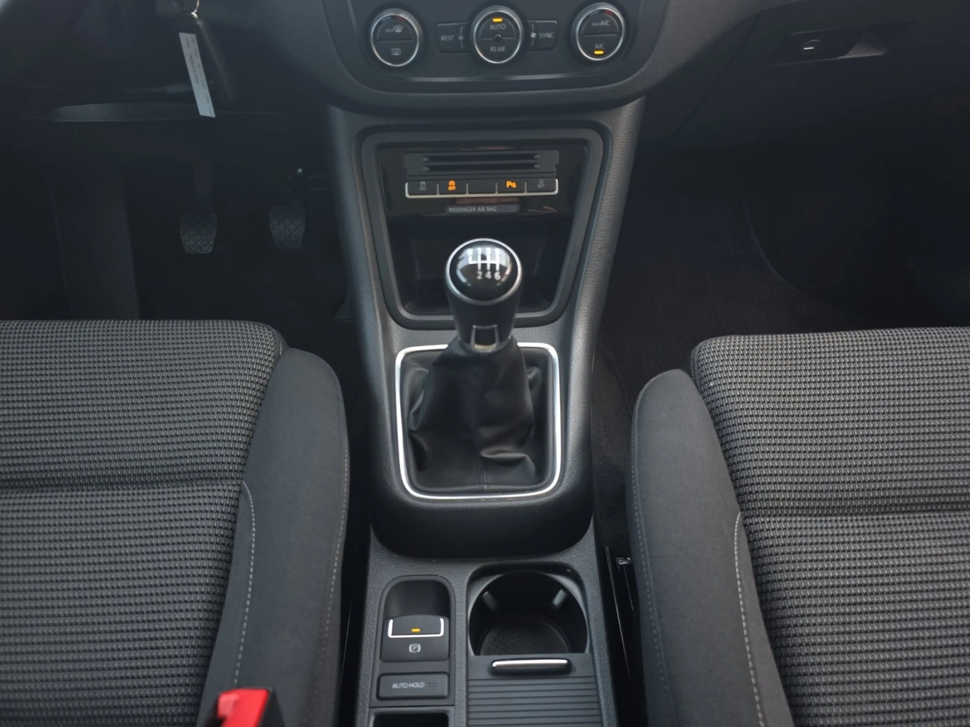 Volkswagen Sharan 1.4 TSI 6-Gang Comfortline NAVI/AHK/KLIMA — photo 15