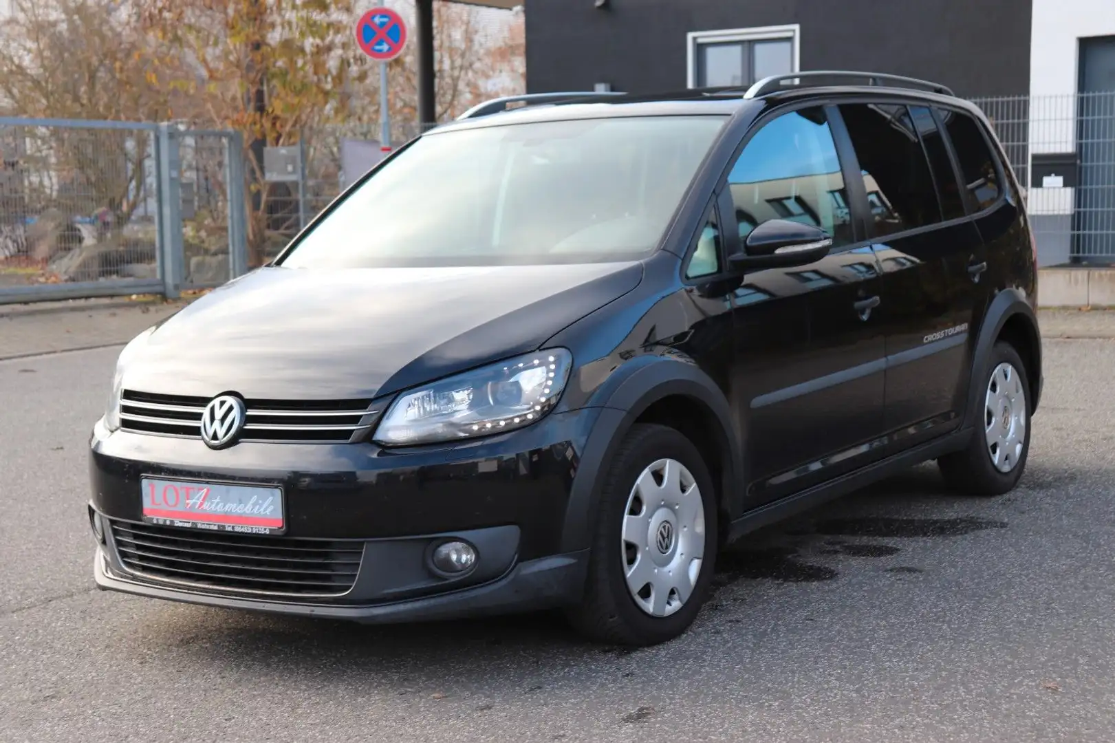 Volkswagen Touran CrossTouran 1.Hand Schwarz - 1