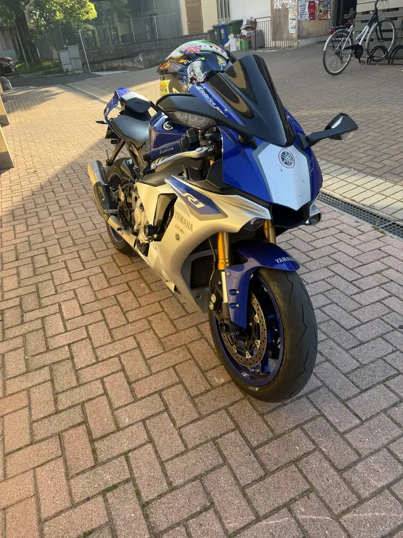 Yamaha YZF-R1 Azul - 1