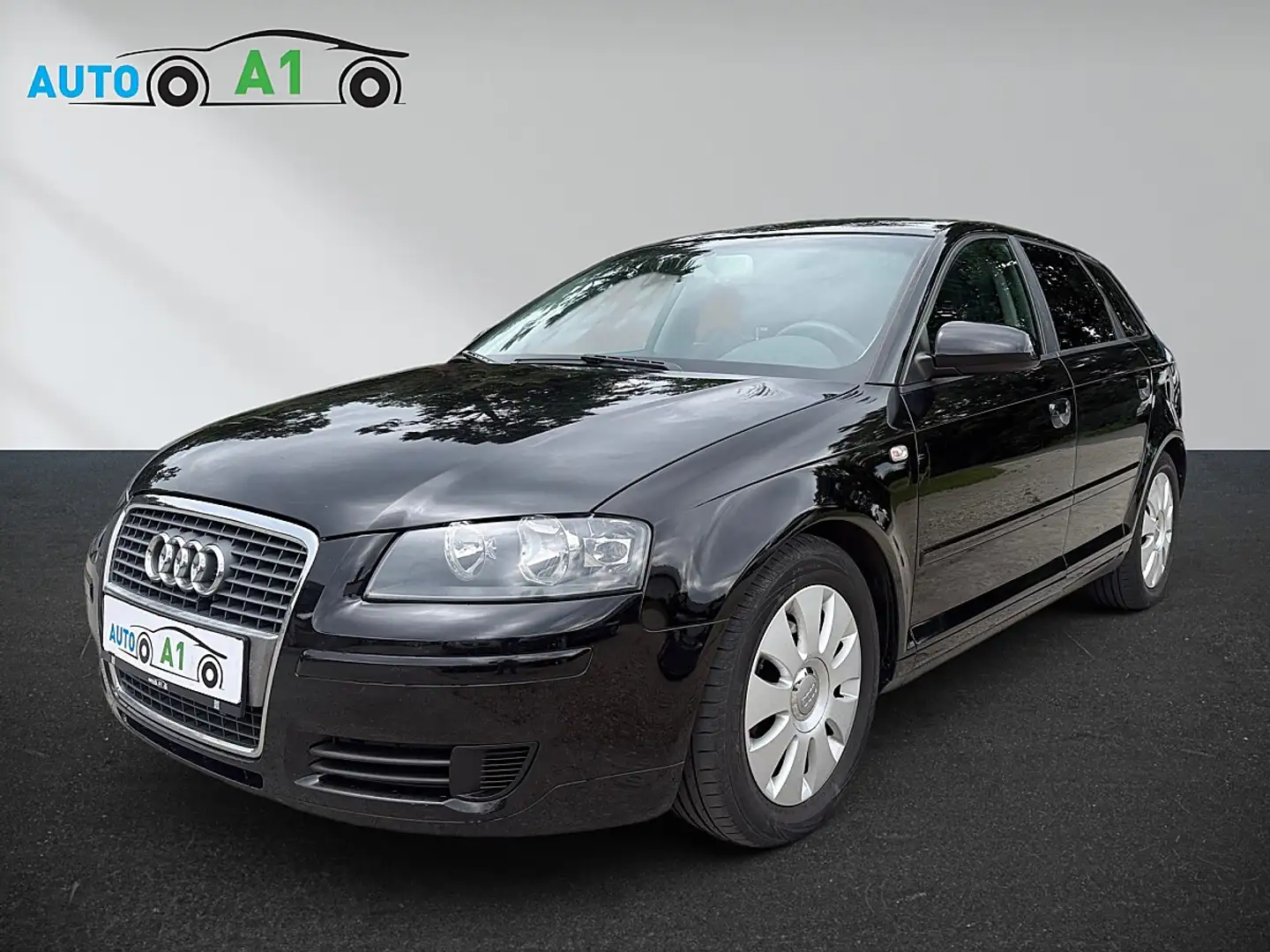 Audi A3 SB Attraction 1,9 TDI Schwarz - 2
