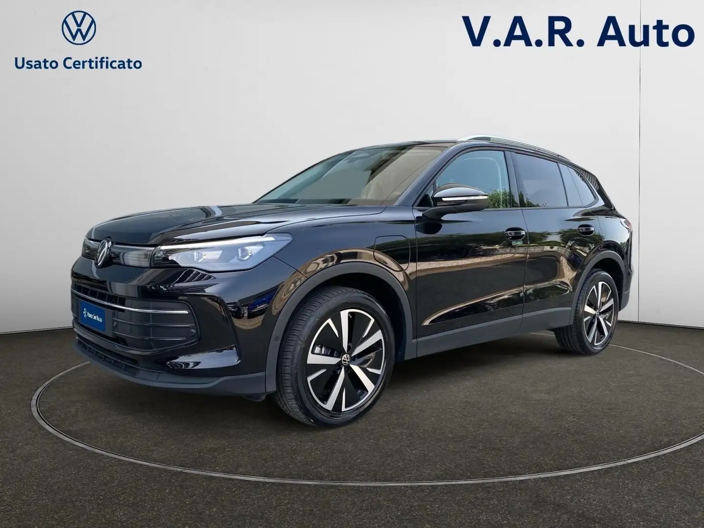 Volkswagen Tiguan 1.5 TSI eHybrid DSG Edition Plus - 1