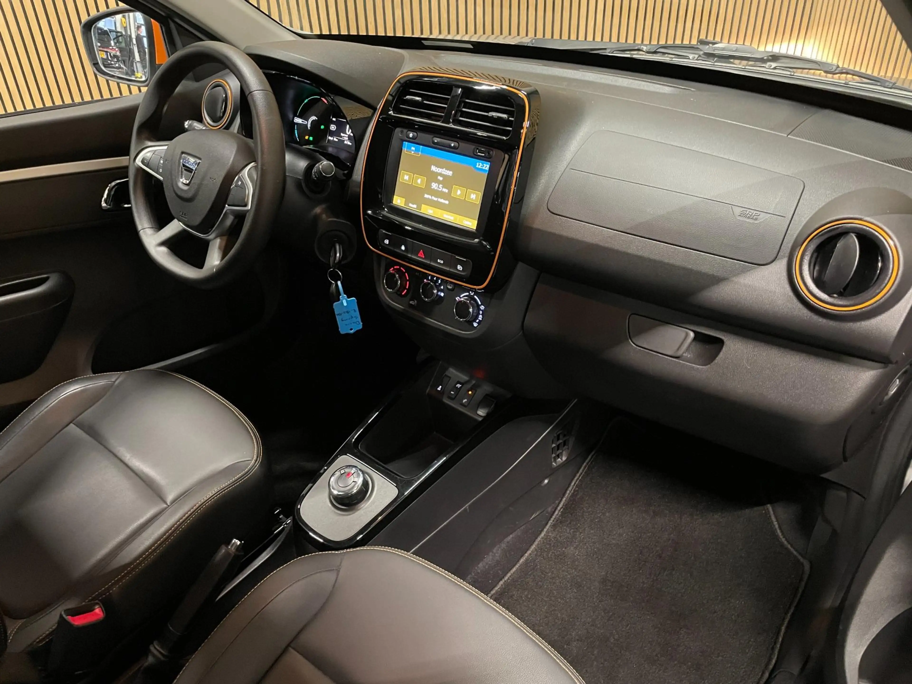 Dacia Spring Comfort Plus (Orange Pack) 27 kWh|AIRCO|LEDER|CARP — photo 7
