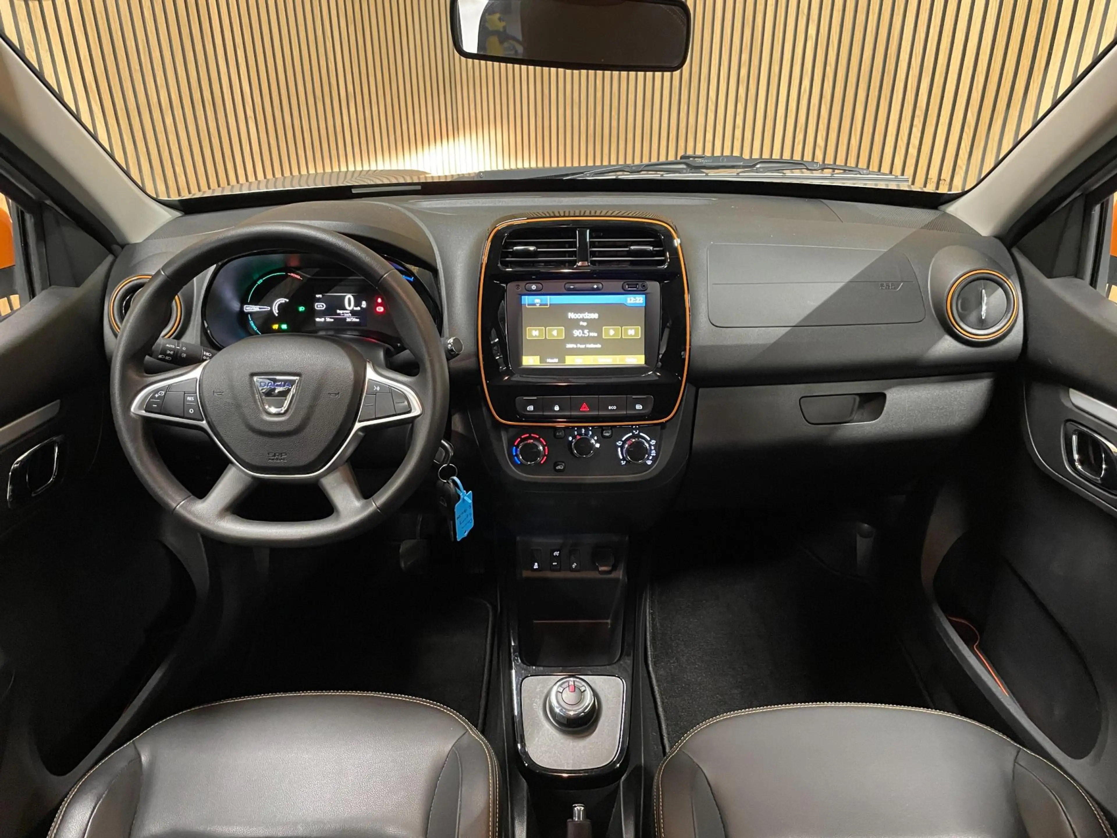 Dacia Spring Comfort Plus (Orange Pack) 27 kWh|AIRCO|LEDER|CARP — photo 5