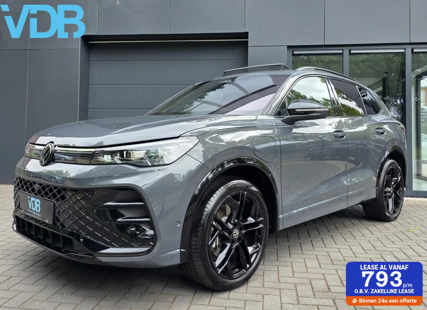 Volkswagen Tiguan 1.5 eHybrid R-Line 272PK BLACK STYLE VOL!! Grijs - 1