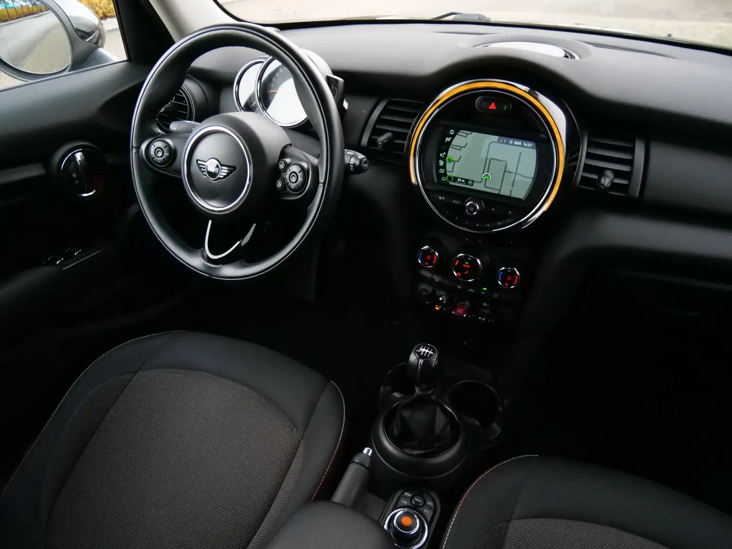 MINI One Mini 1.5 Pepper 102 Pk Navigatie / Apple Carplay / Negro - 2