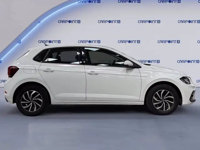 Volkswagen Polo view 7