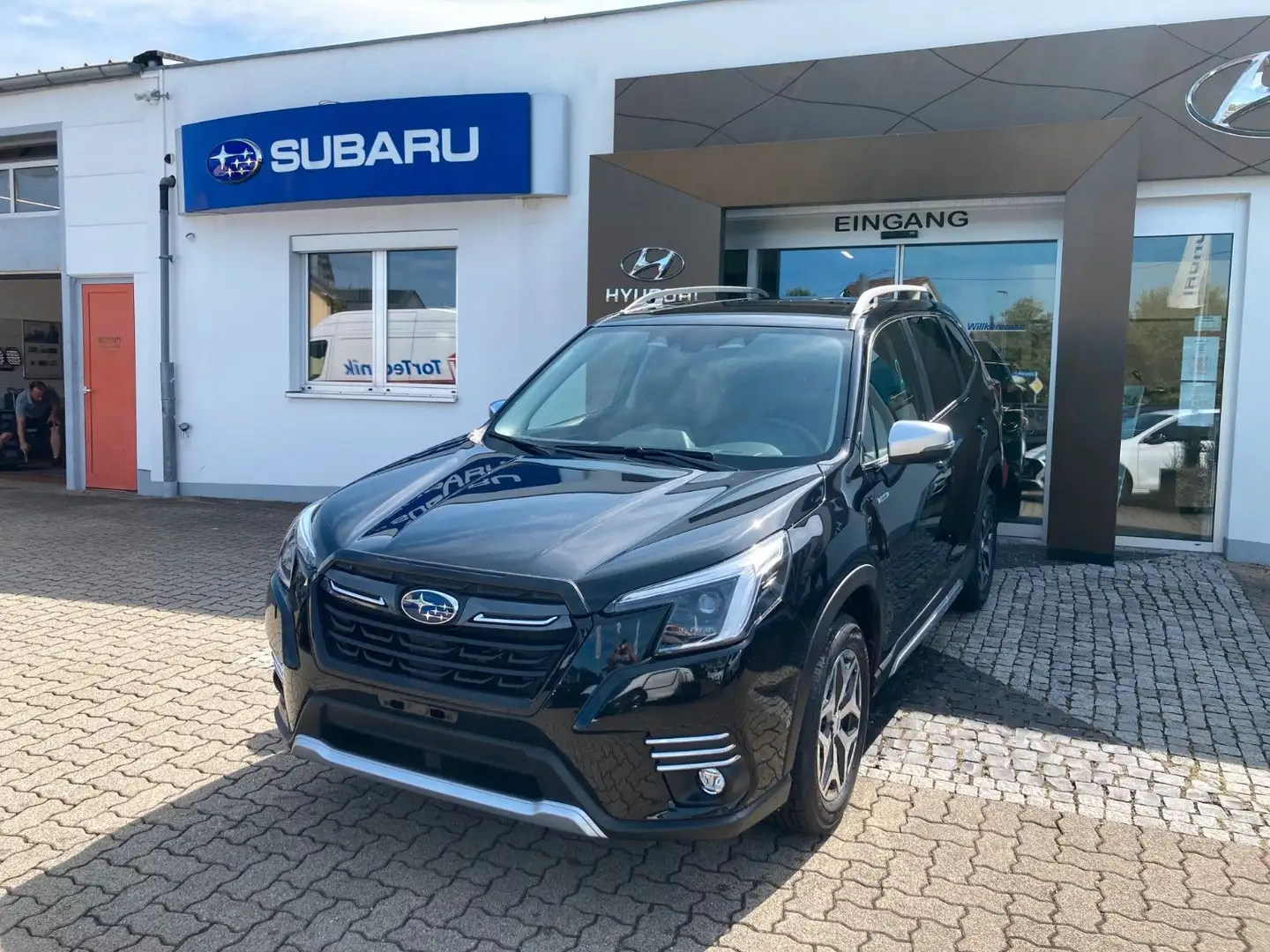 Subaru Forester 2.0ie Comfort Lineartronic Schwarz - 1