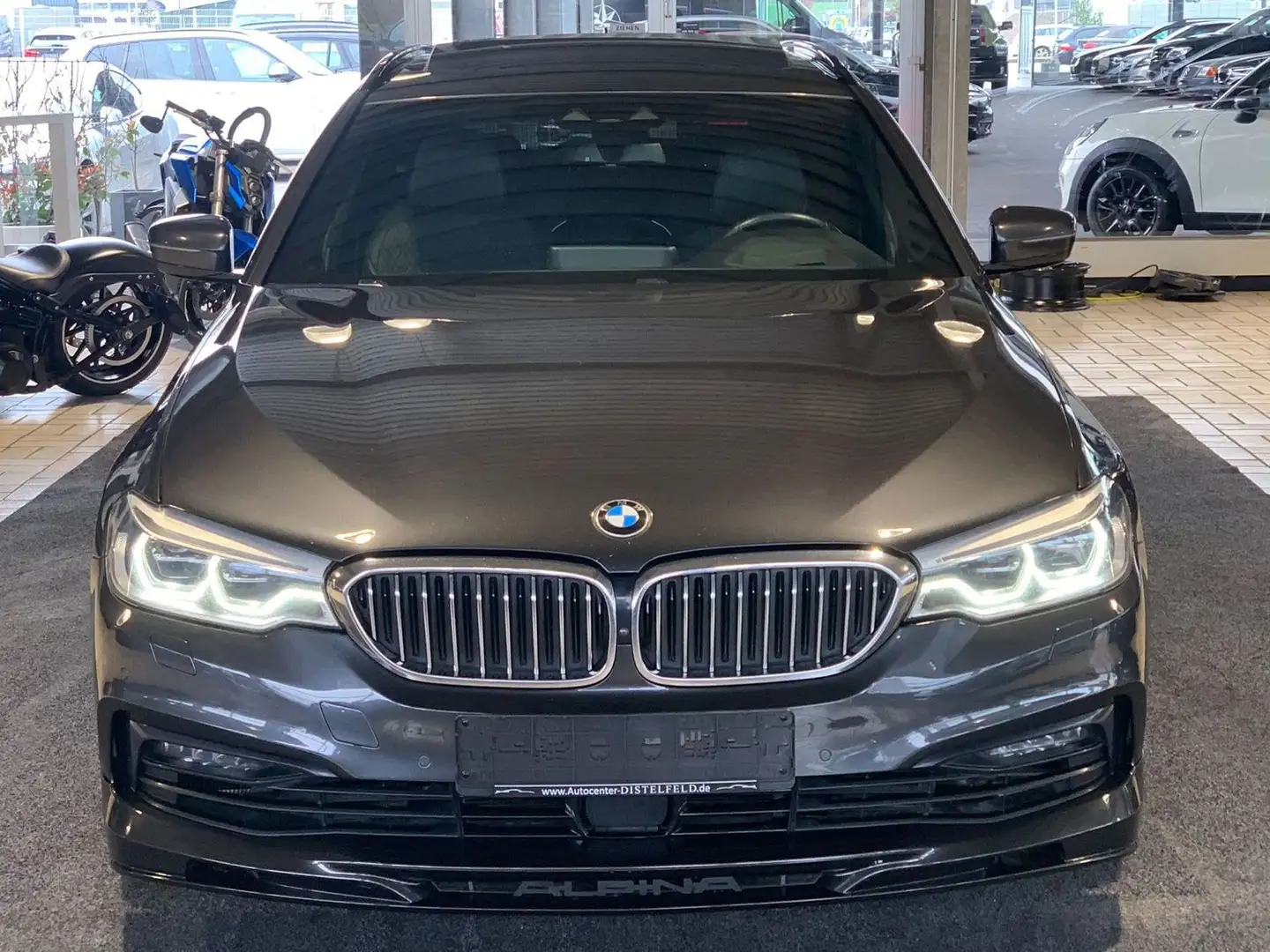 Alpina D5 xDrive DAB Masage SDHZ HUD WLAN Panorama H&K Grijs - 2