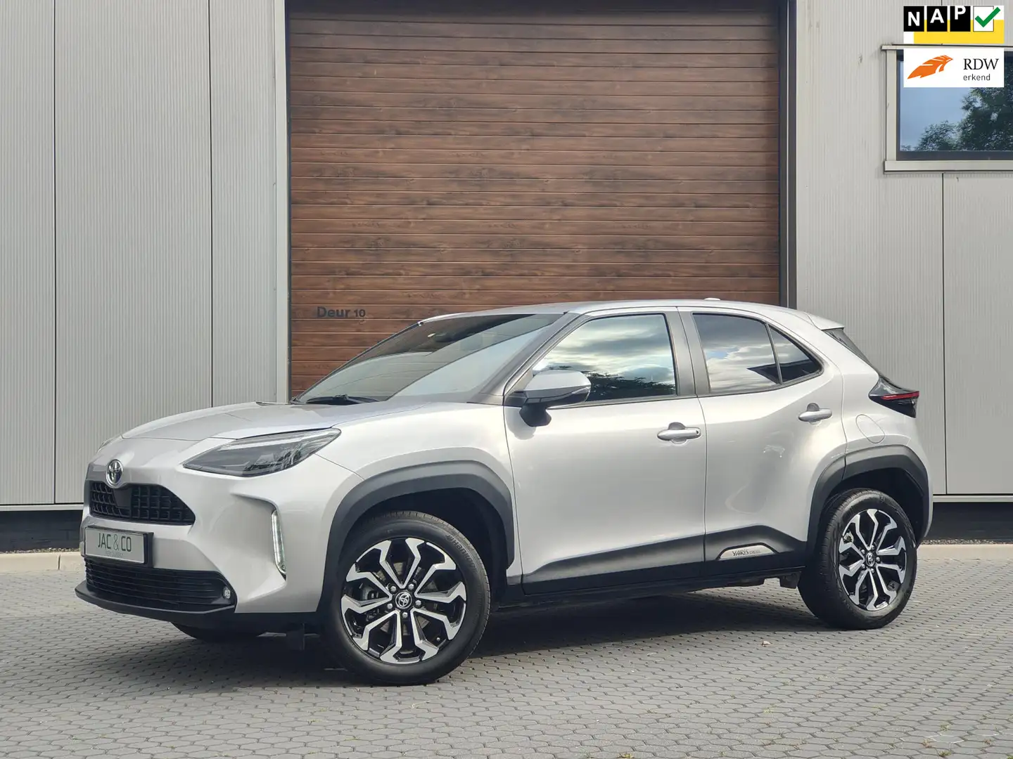 Toyota Yaris Cross 1.5 Hybrid First Edition Full map Navi - Camera - Argent - 1