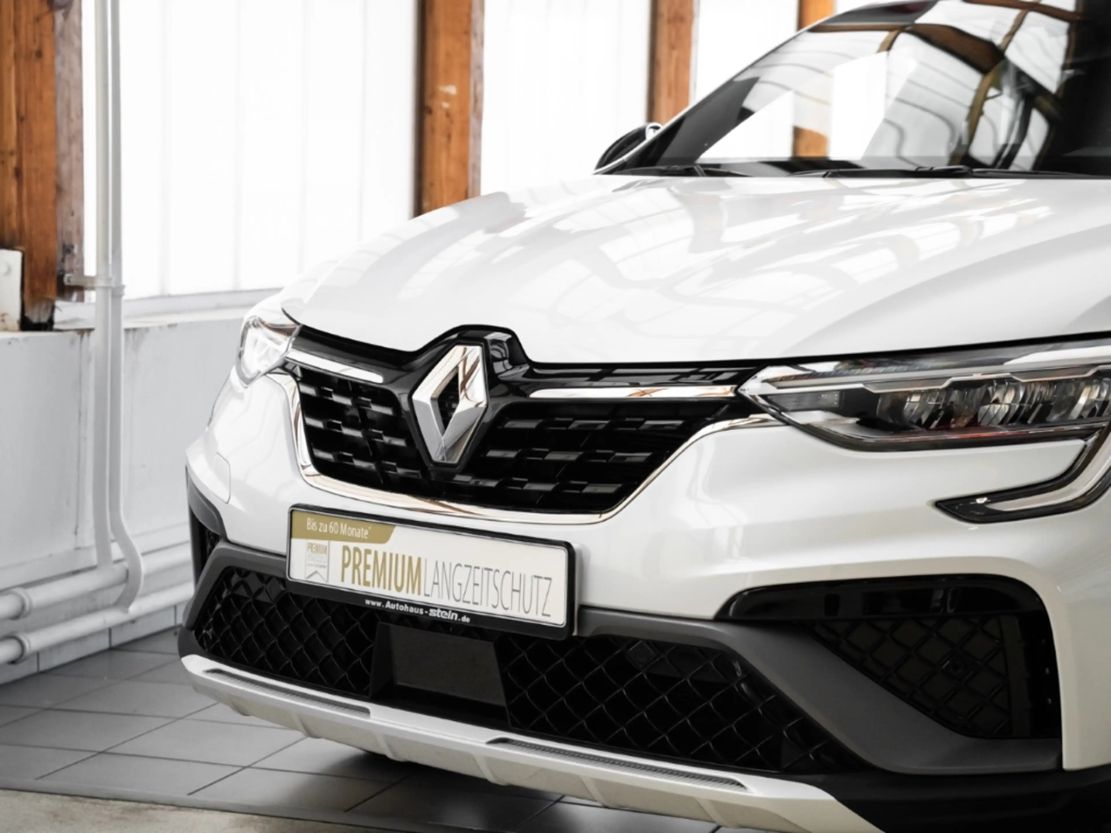 Renault Arkana R.S. Line E-TECH 145 Panorama Navi LED ACC Apple C — photo 14
