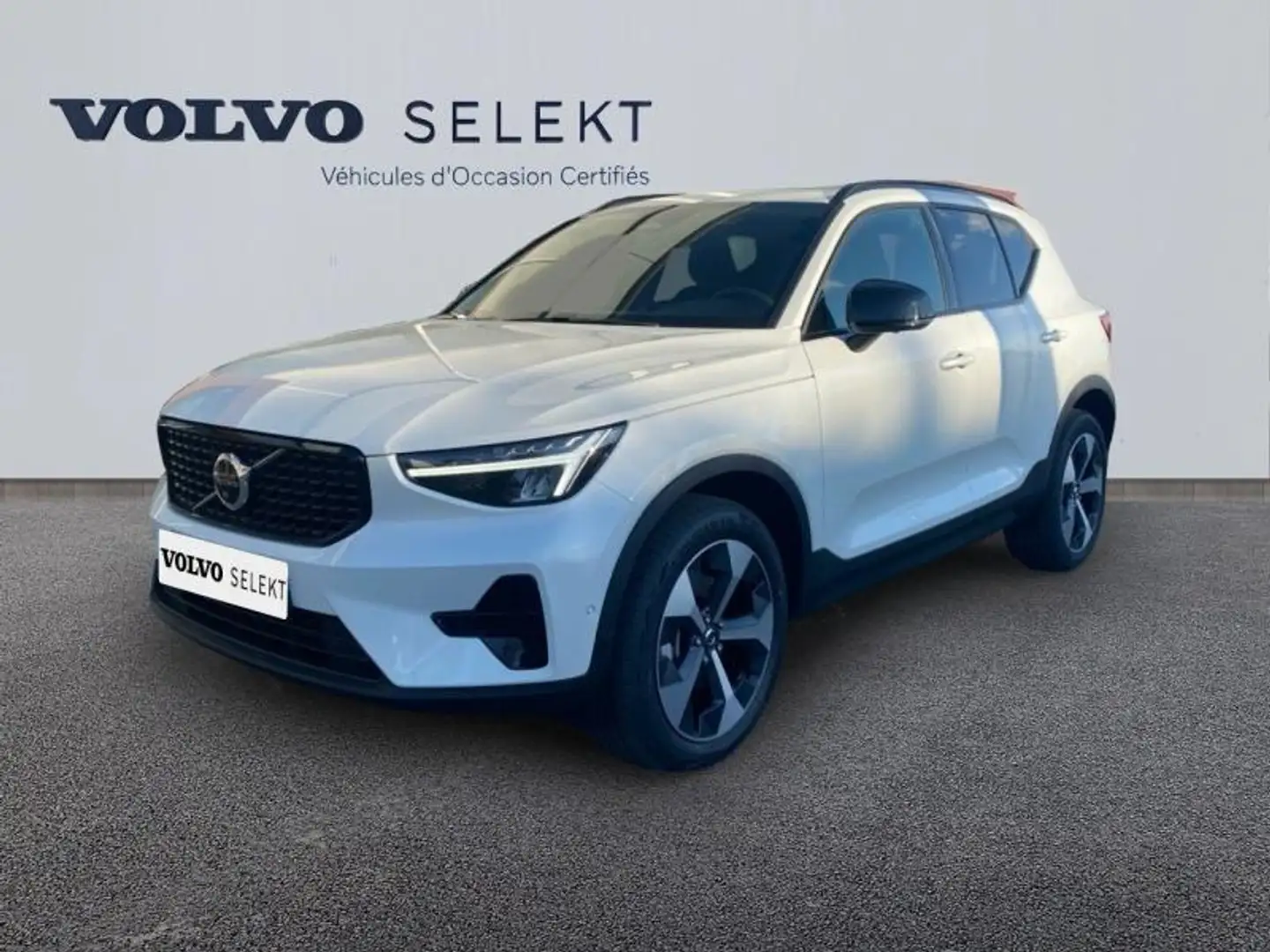 Volvo XC40 B3 163ch Ultra DCT 7 - 1
