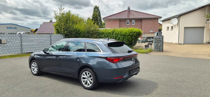 SEAT Leon Sportstourer Style 1 Hand — photo 14