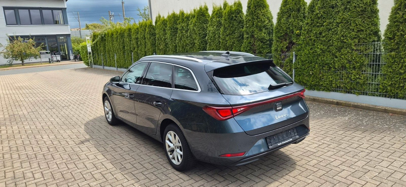 SEAT Leon Sportstourer Style 1 Hand — photo 7