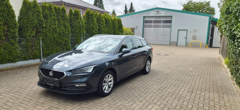 SEAT Leon Sportstourer Style 1 Hand — photo 2