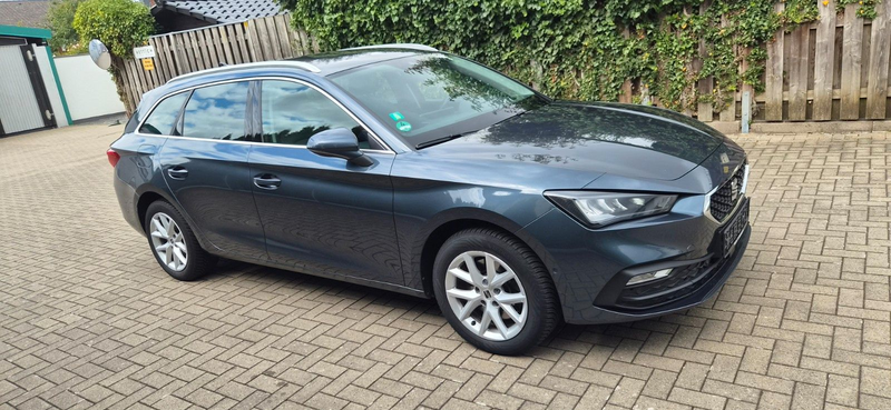SEAT Leon Sportstourer Style 1 Hand — photo 4