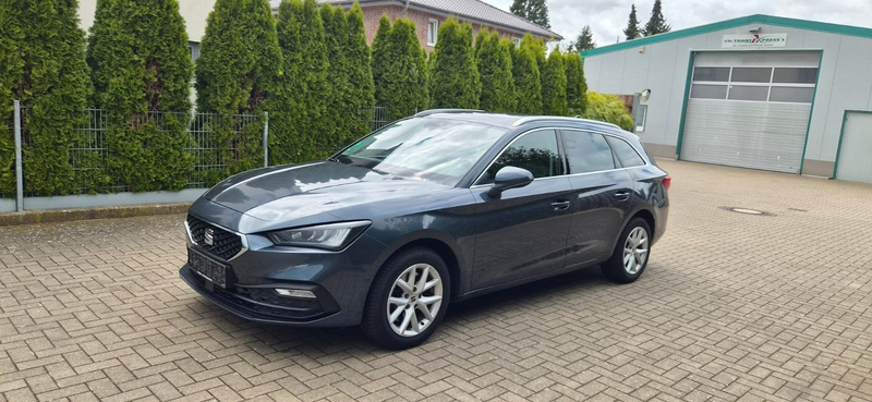 SEAT Leon Sportstourer Style 1 Hand — photo 3
