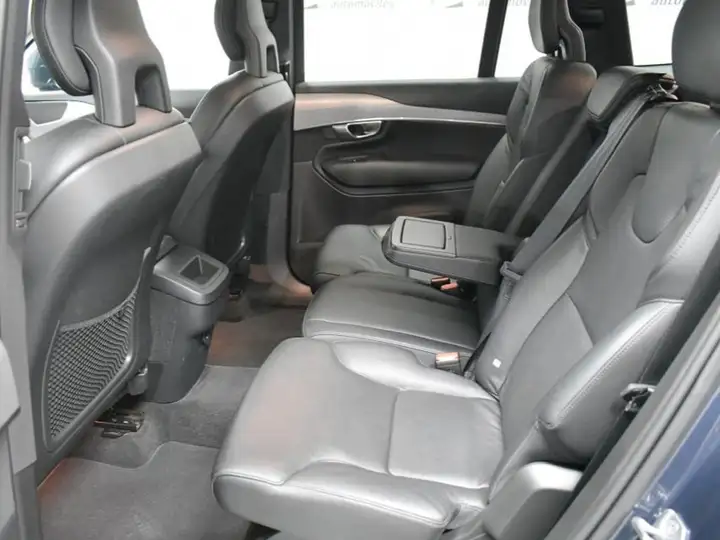 Volvo XC90 2021, foto 31