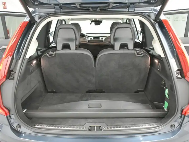 Volvo XC90 2021, foto 34