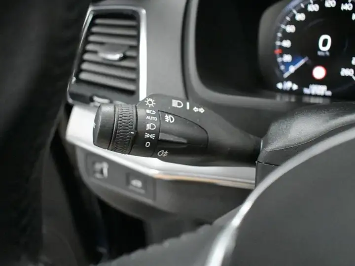 Volvo XC90 2021, foto 23