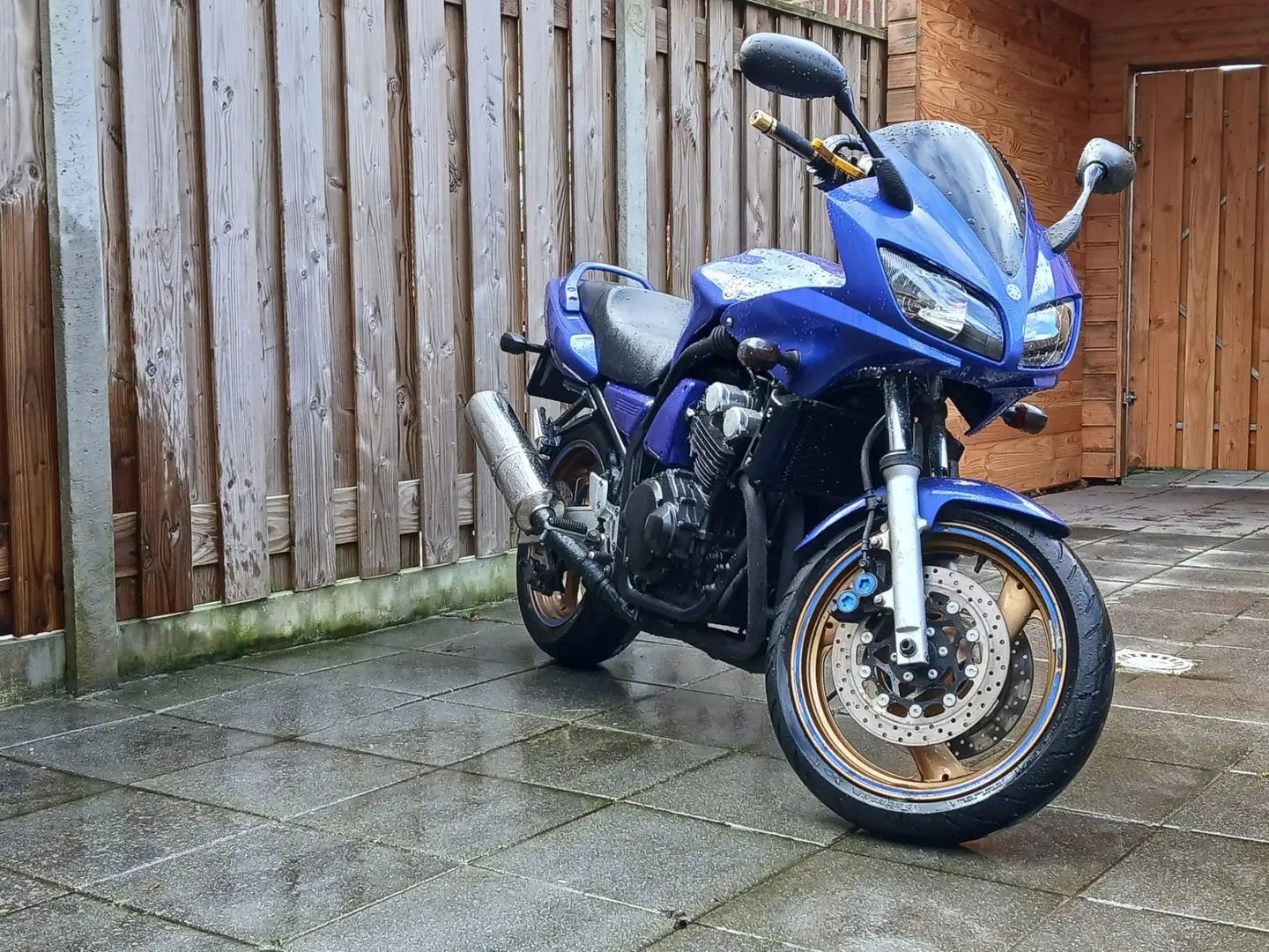 Yamaha FZR 600 Blauw - 1