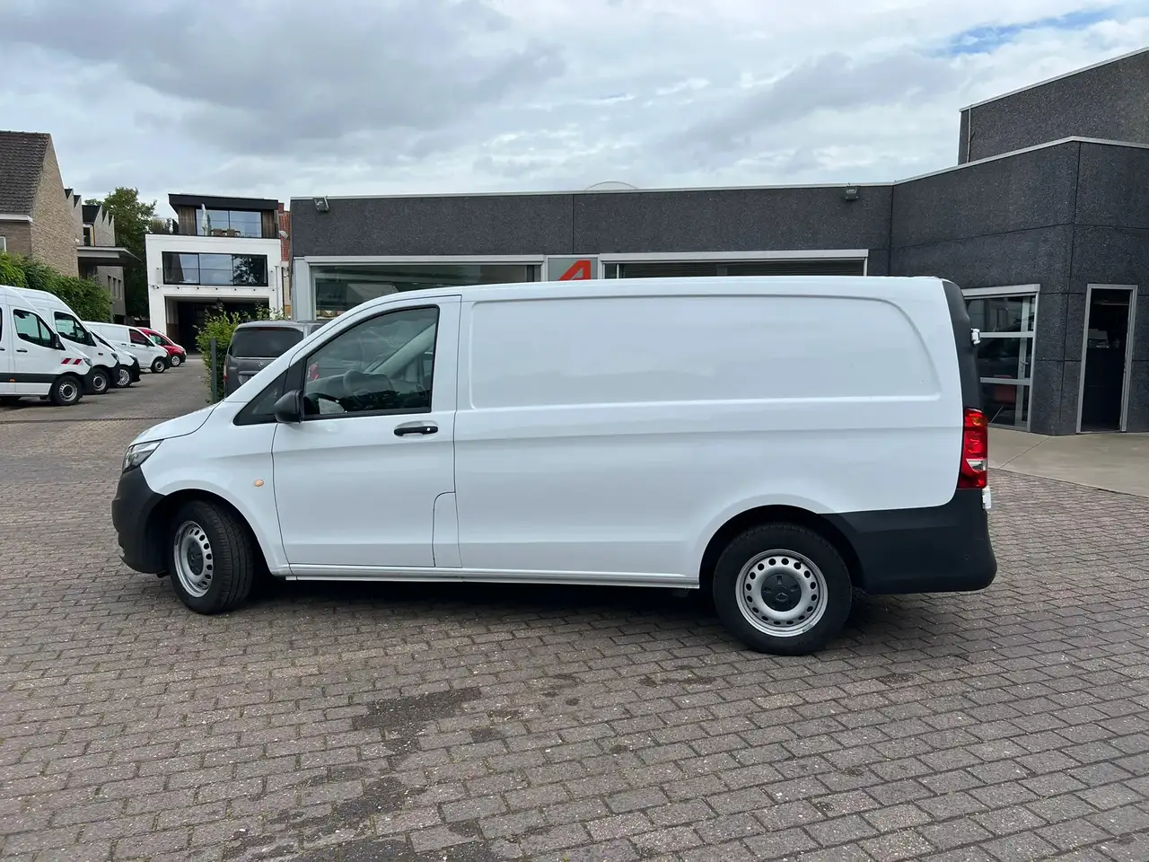 Mercedes-Benz Vito 116 L2 RWD AUTO (28.250€ex.) — foto 8