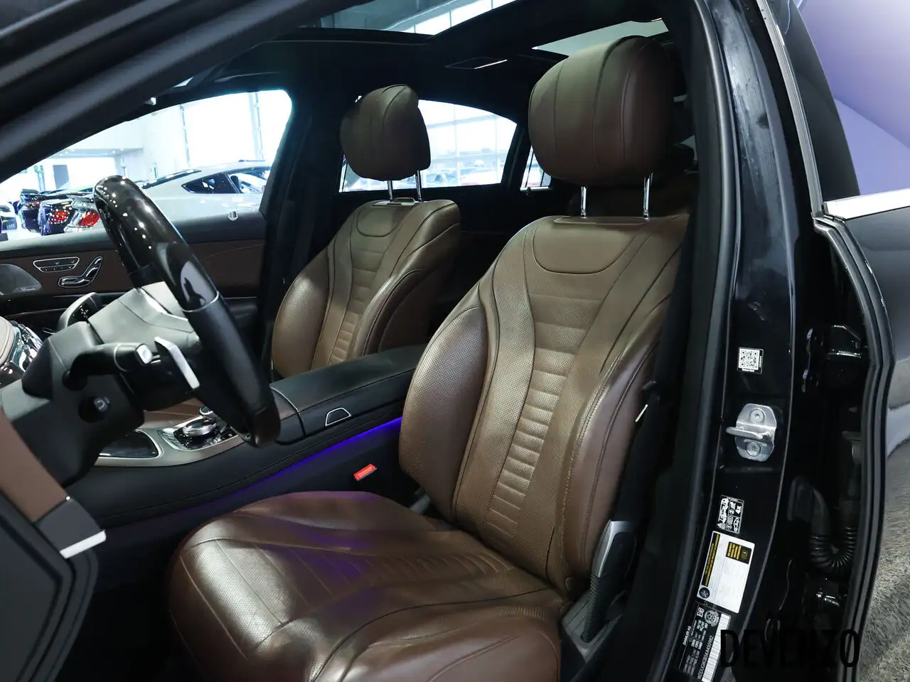 Mercedes-Benz S-Class photo Mercedes-Benz S-Class