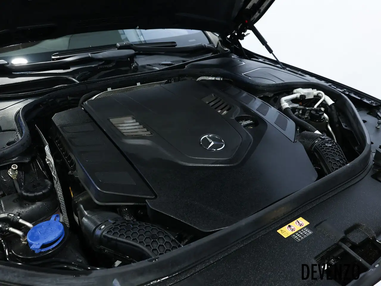 Mercedes-Benz S-Class photo Mercedes-Benz S-Class