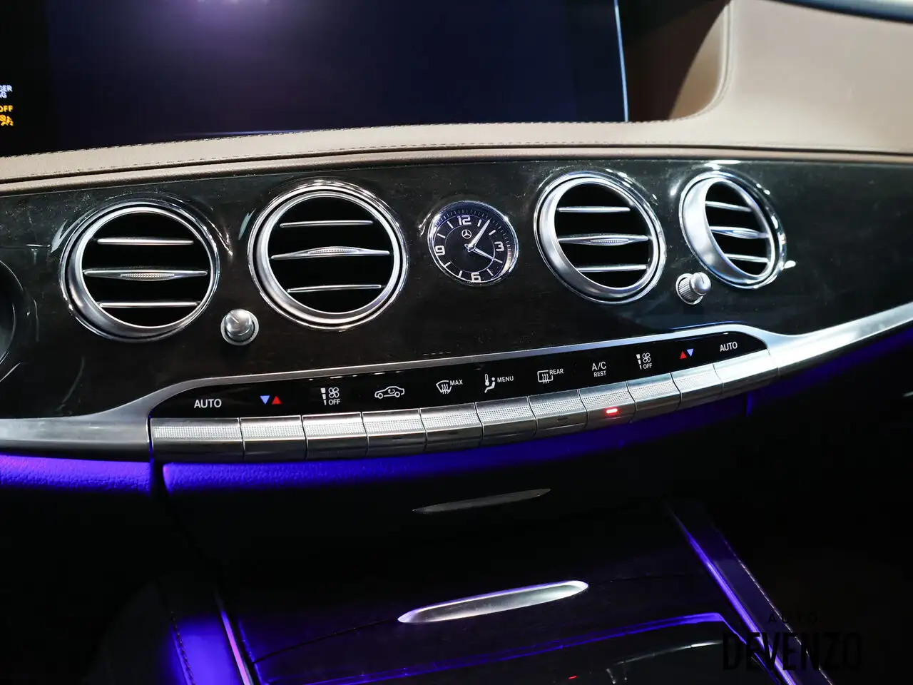 Mercedes-Benz S-Class photo Mercedes-Benz S-Class