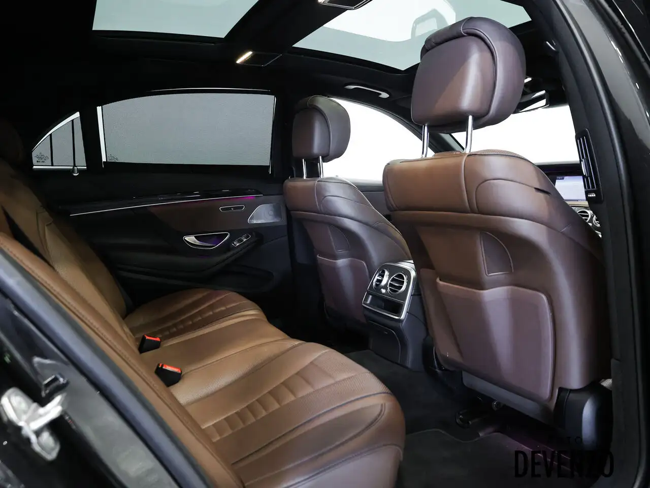 Mercedes-Benz S-Class photo Mercedes-Benz S-Class