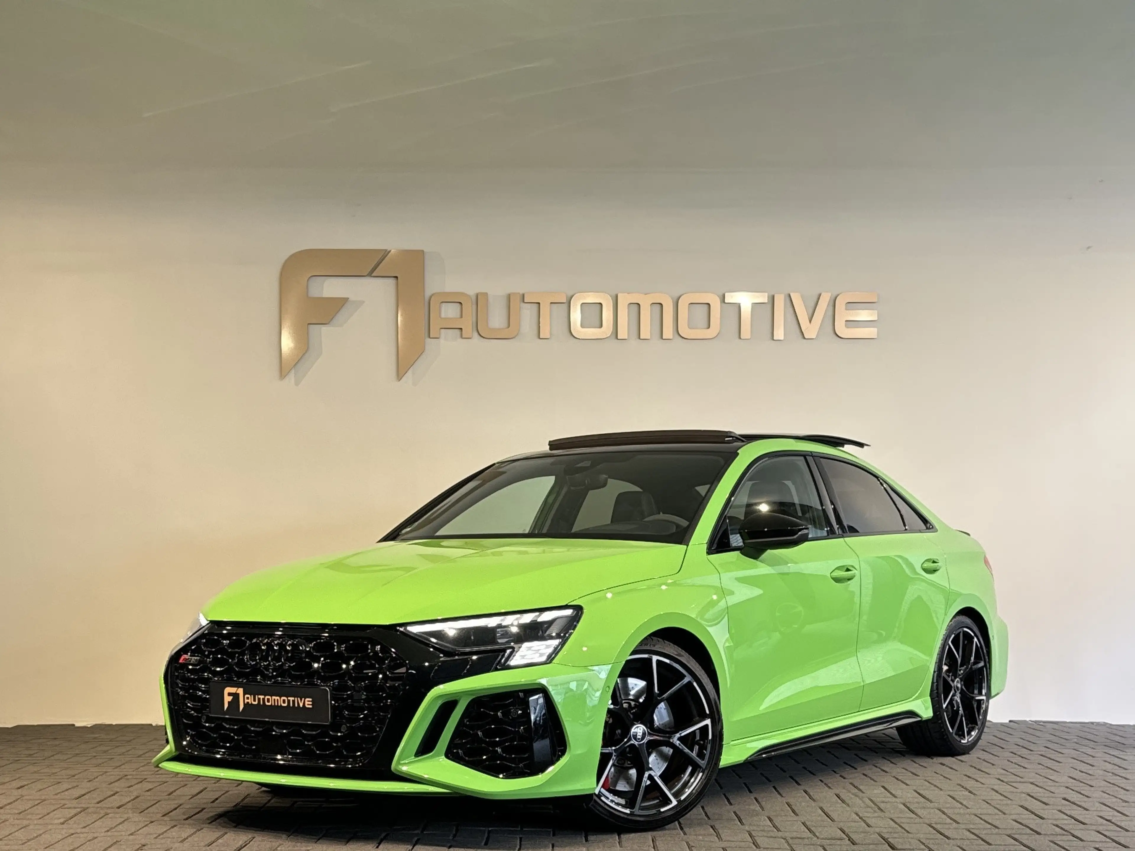 Audi RS3 A3 Limousine 2.5 TFSI quattro Pano|Massage|Hulk|B&