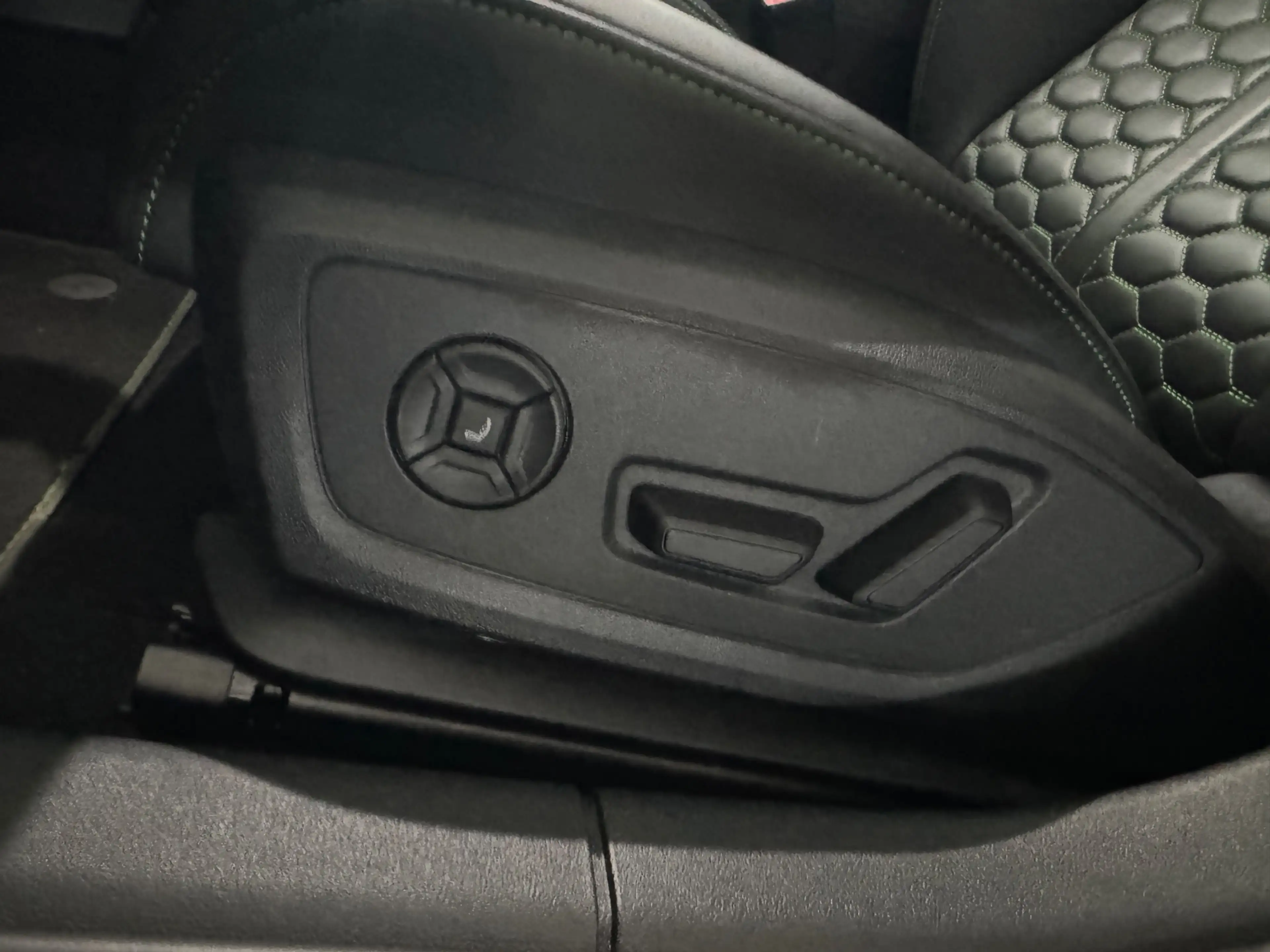 Audi RS3 A3 Limousine 2.5 TFSI quattro Pano|Massage|Hulk|B& — photo 15