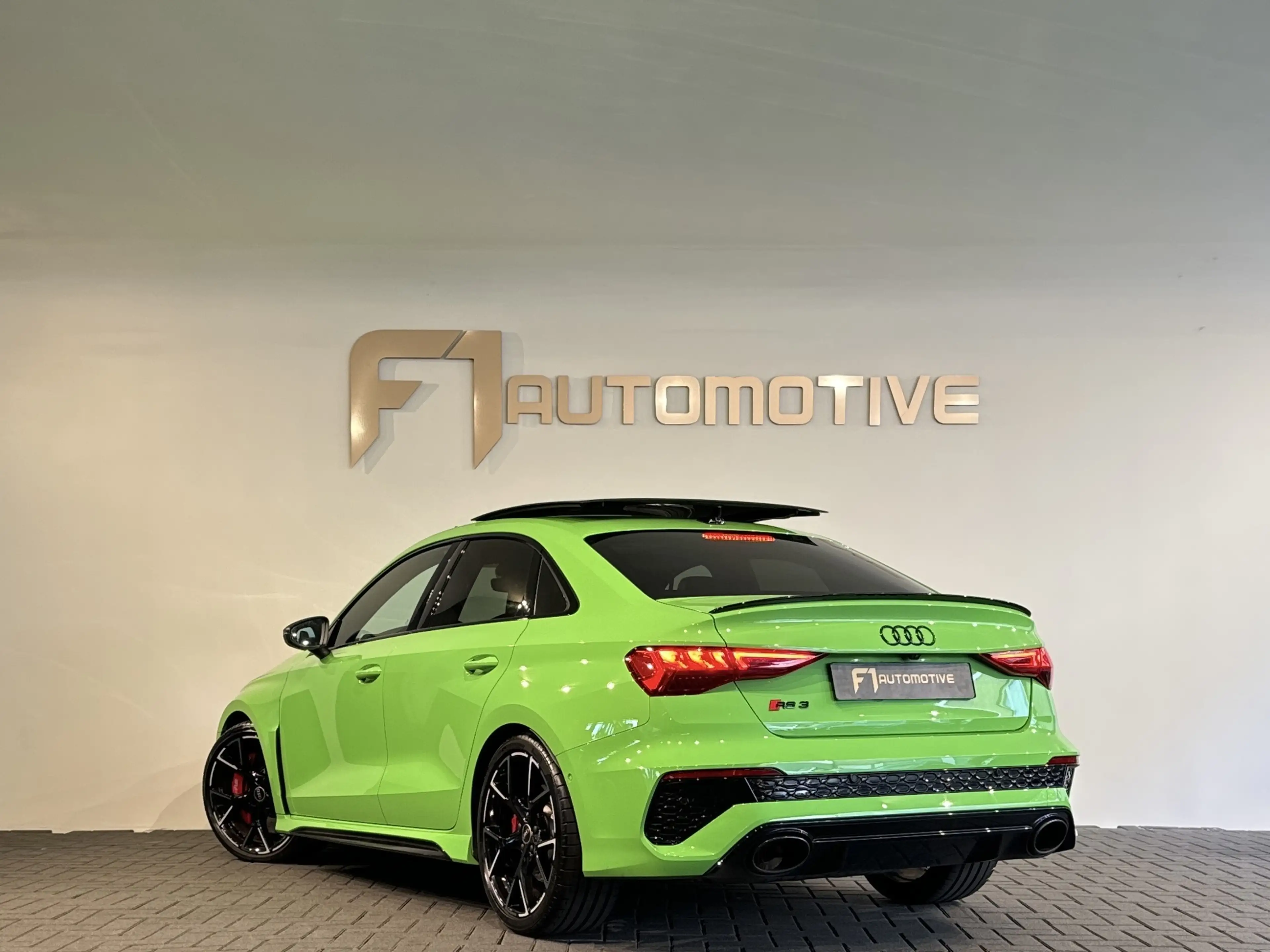 Audi RS3 A3 Limousine 2.5 TFSI quattro Pano|Massage|Hulk|B& — photo 6