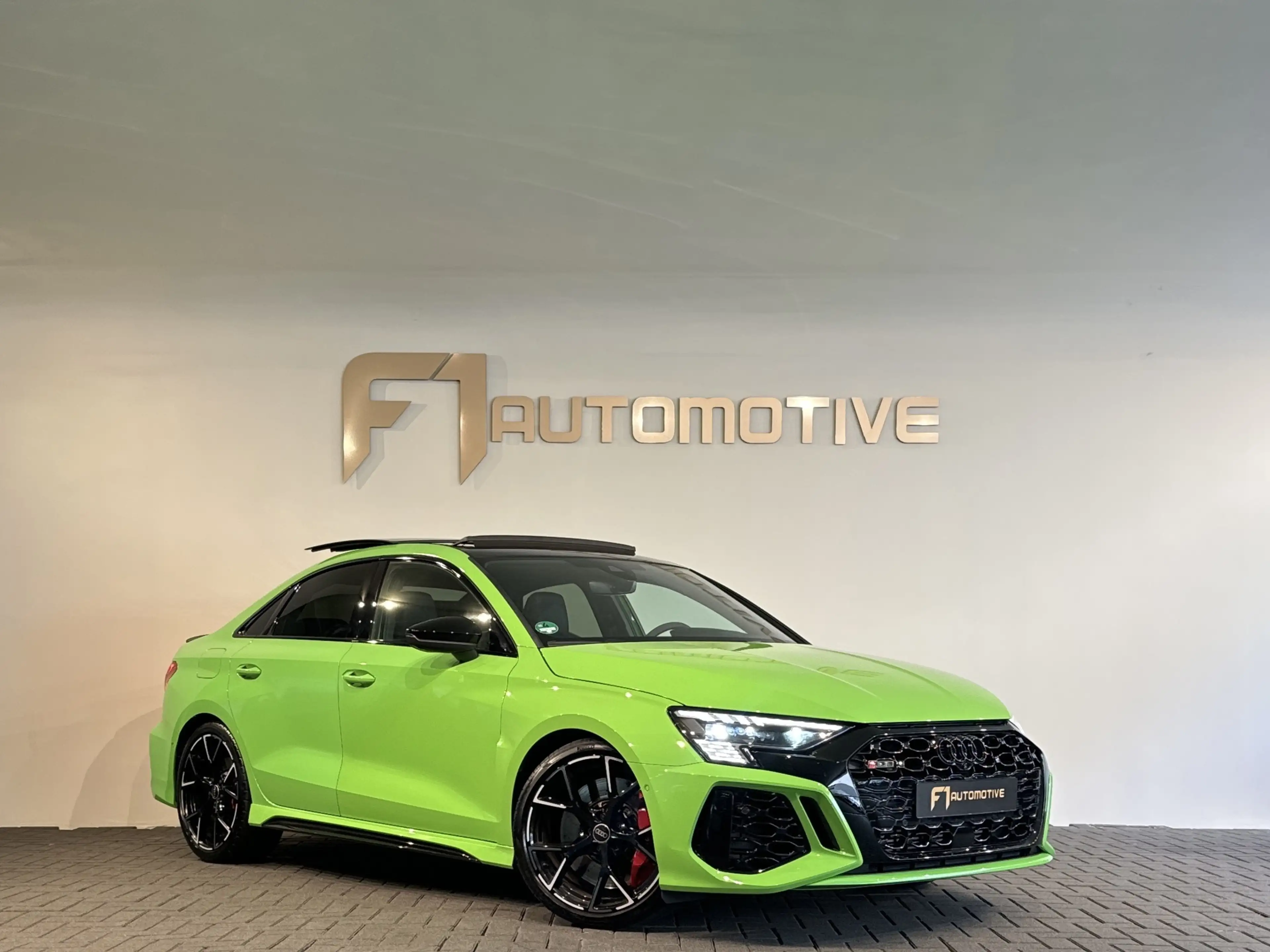 Audi RS3 A3 Limousine 2.5 TFSI quattro Pano|Massage|Hulk|B& — photo 3
