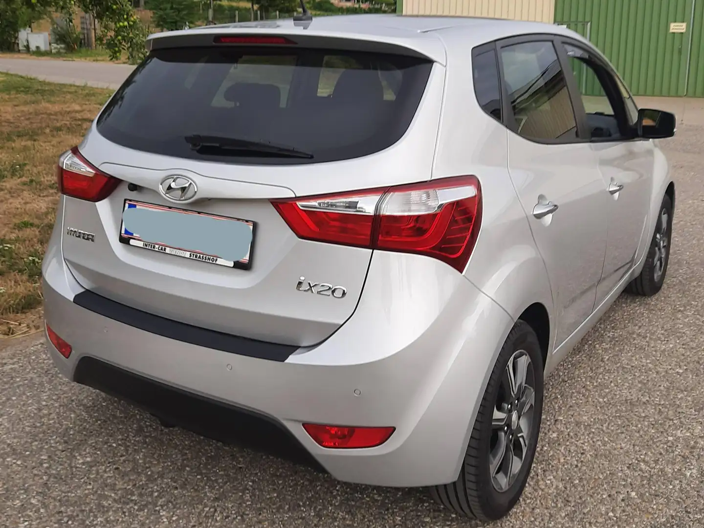 Hyundai iX20 iX20 1,6 CVVT Level 3 Aut. Level 3 Silber - 2