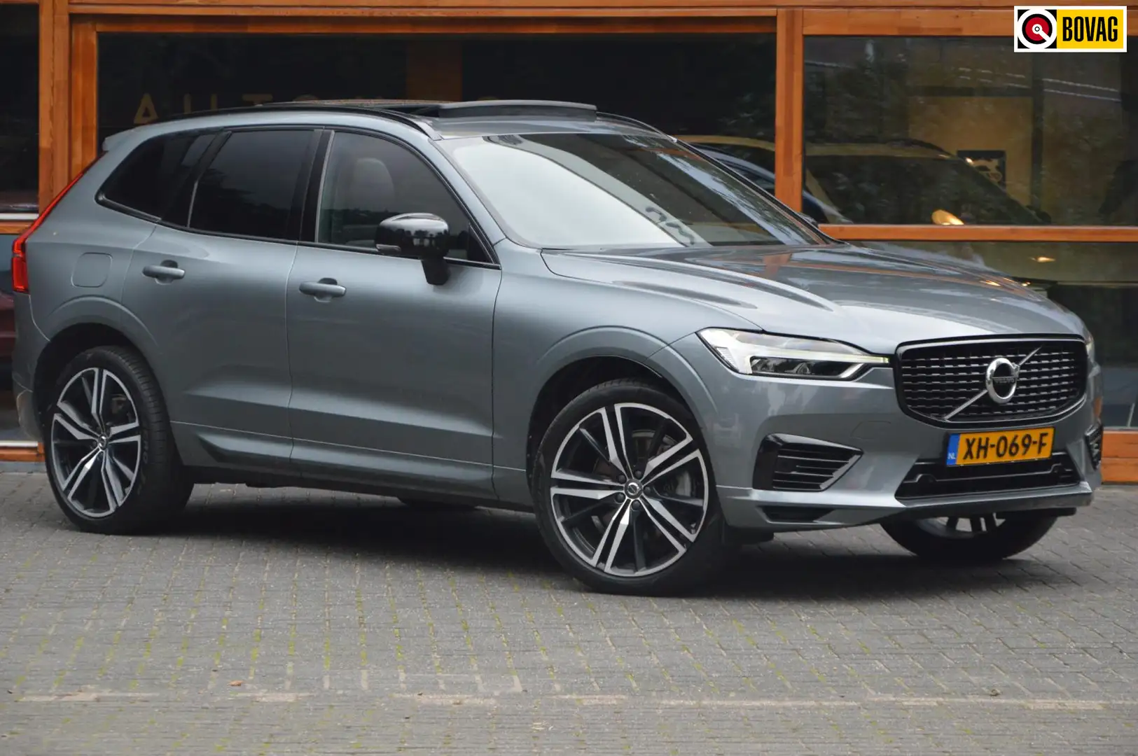 Volvo XC60 T8 Hybride AWD R-Design | Stuurverwarming | Cruise Grijs - 1