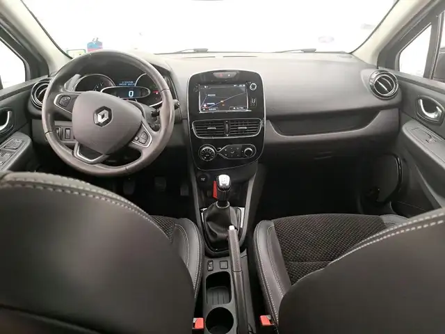 Renault Clio view 5