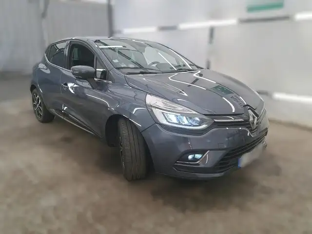 Renault Clio view 4