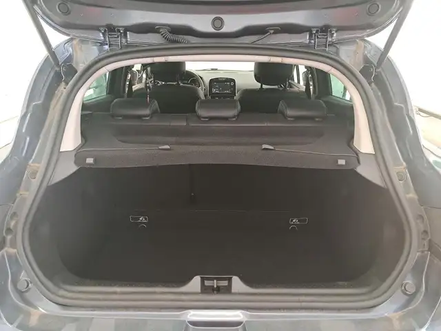 Renault Clio view 10