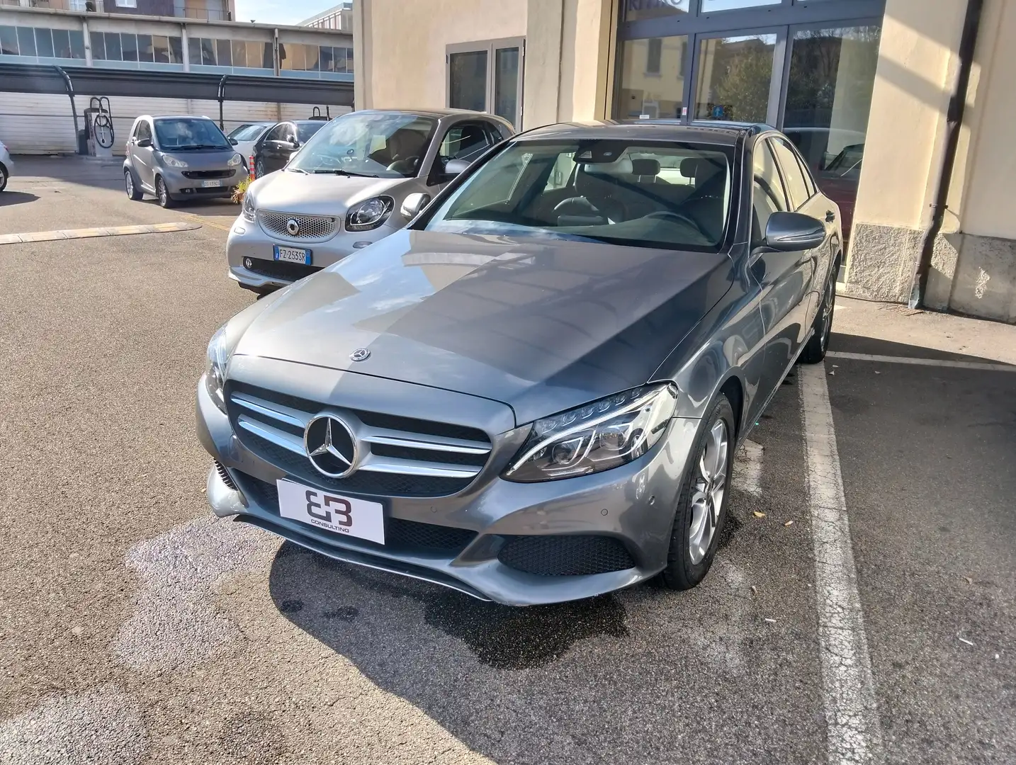 Mercedes-Benz C 200 Berlina Td Executive autom. Grijs - 2