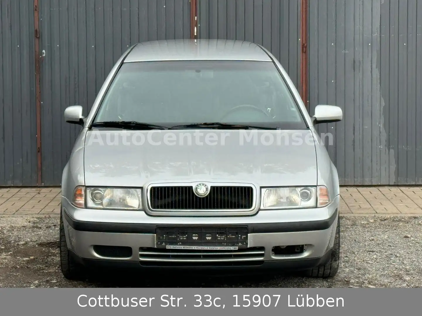 Skoda Octavia Combi 2.0 Elegance (Nr.137) Plateado - 2