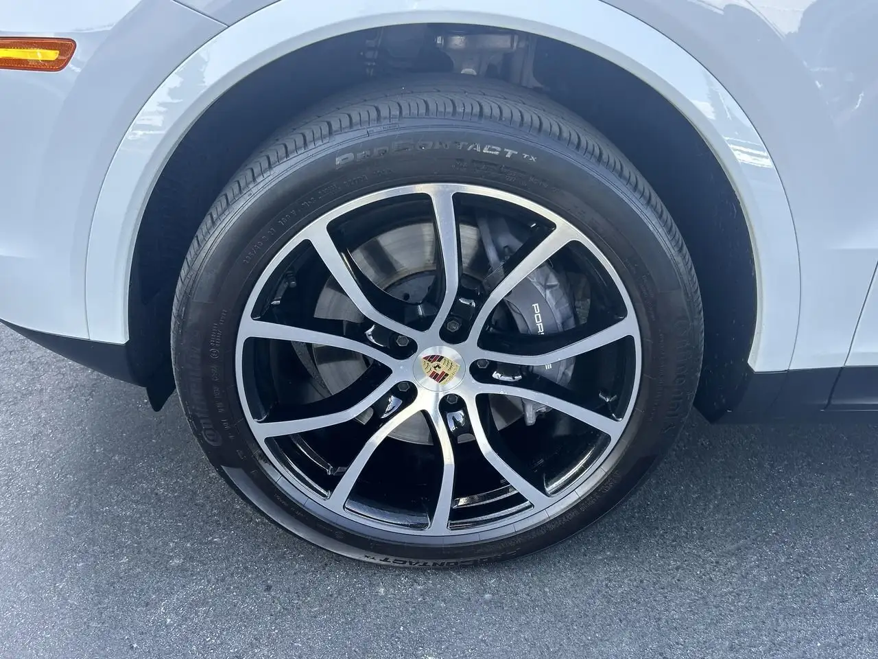 Porsche Cayenne снимка Porsche Cayenne