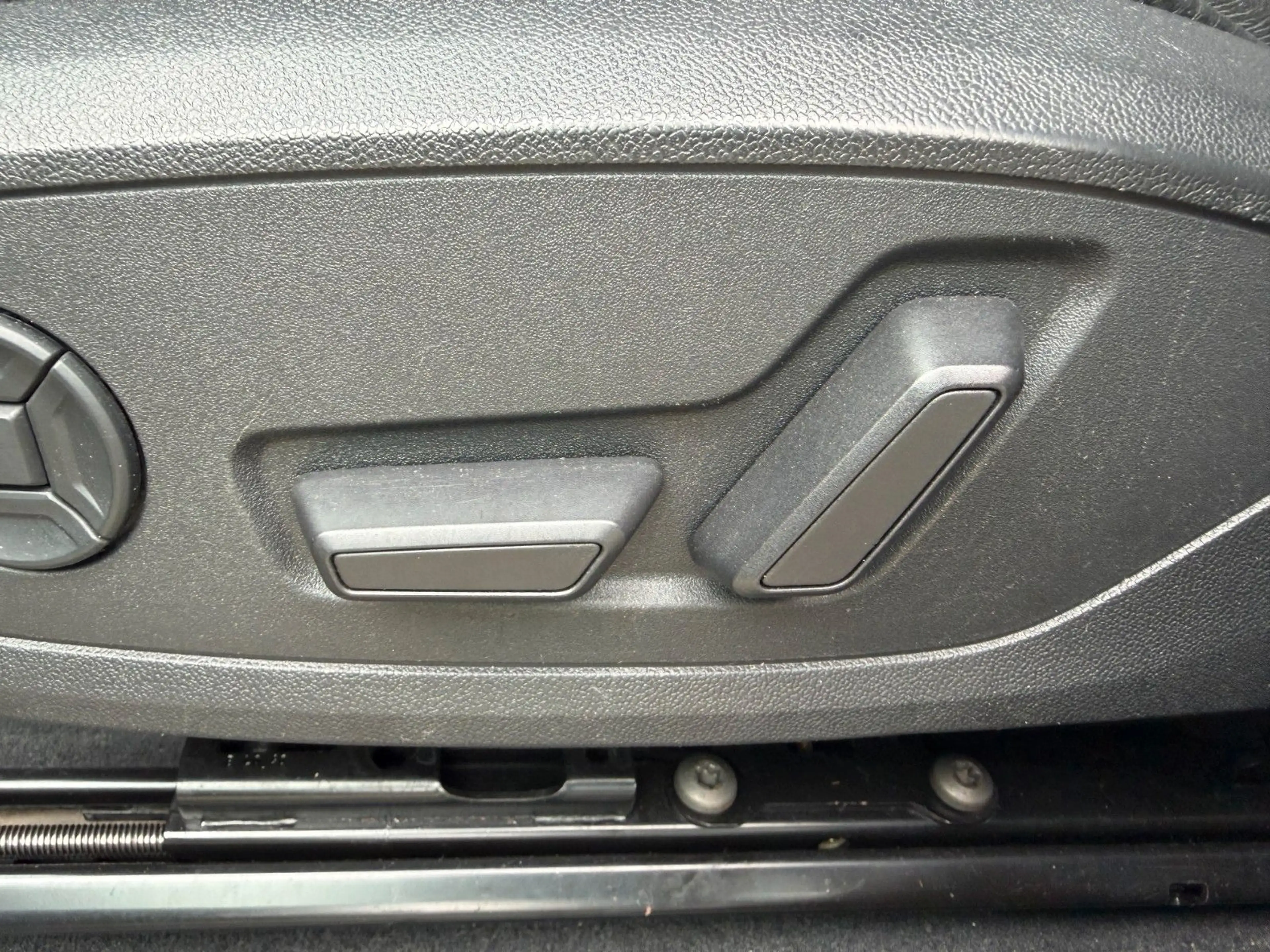 Audi RS Q3 2.5 TFSI S tronic quattro — photo 7