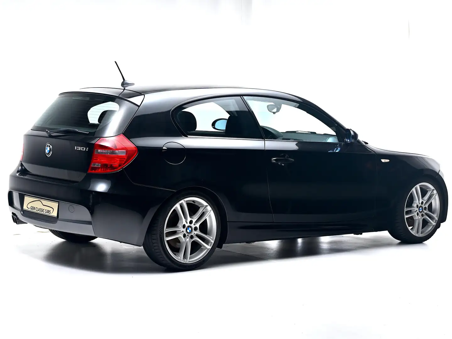 BMW 130 130i Schwarz - 2