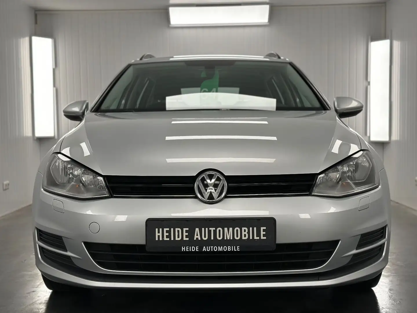 Volkswagen Golf VII Variant Trendline BMT Ahk Navigation Silber - 2