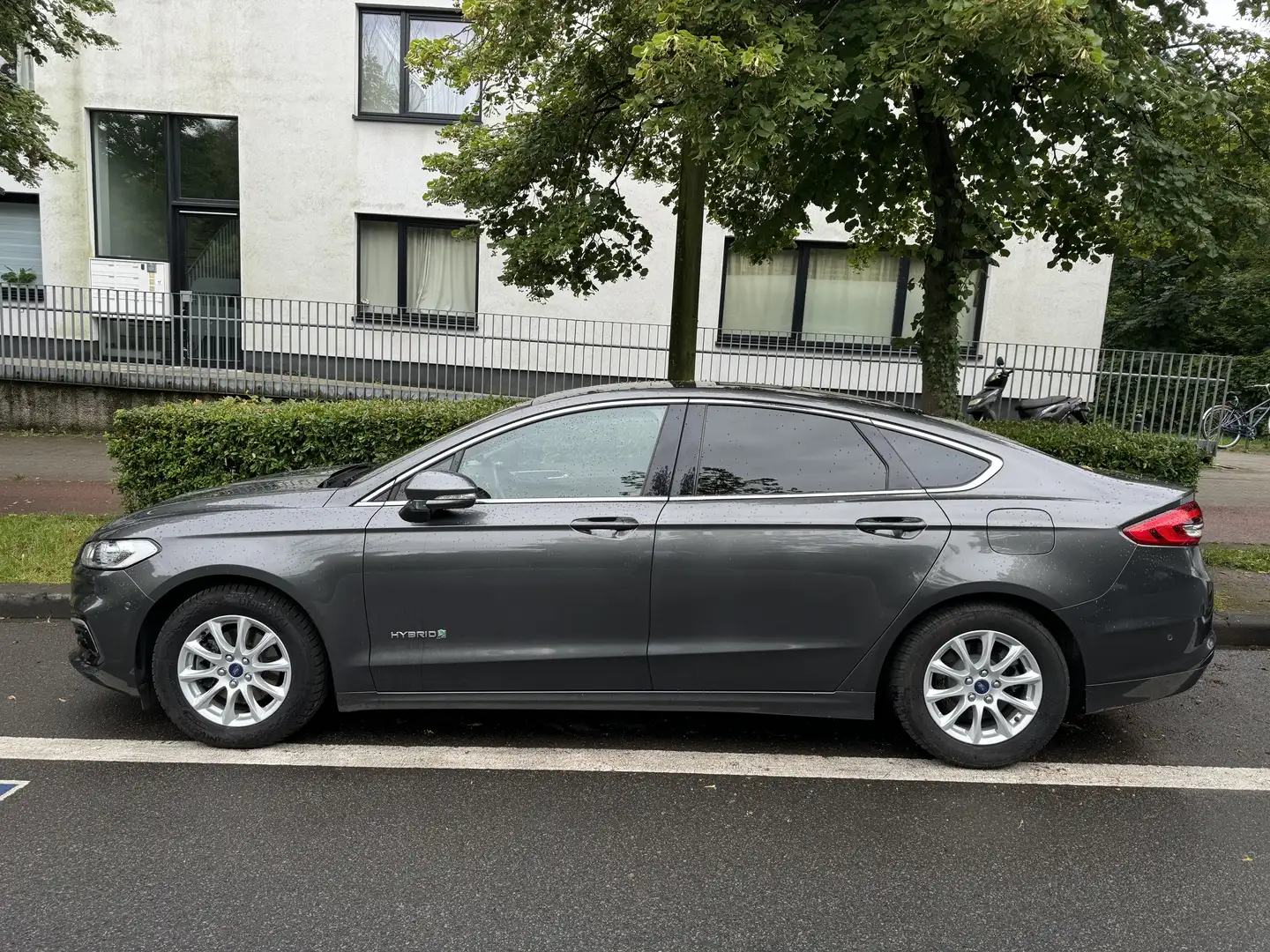 Ford Mondeo 2.0 Hybrid CVT VIGNALE - 1