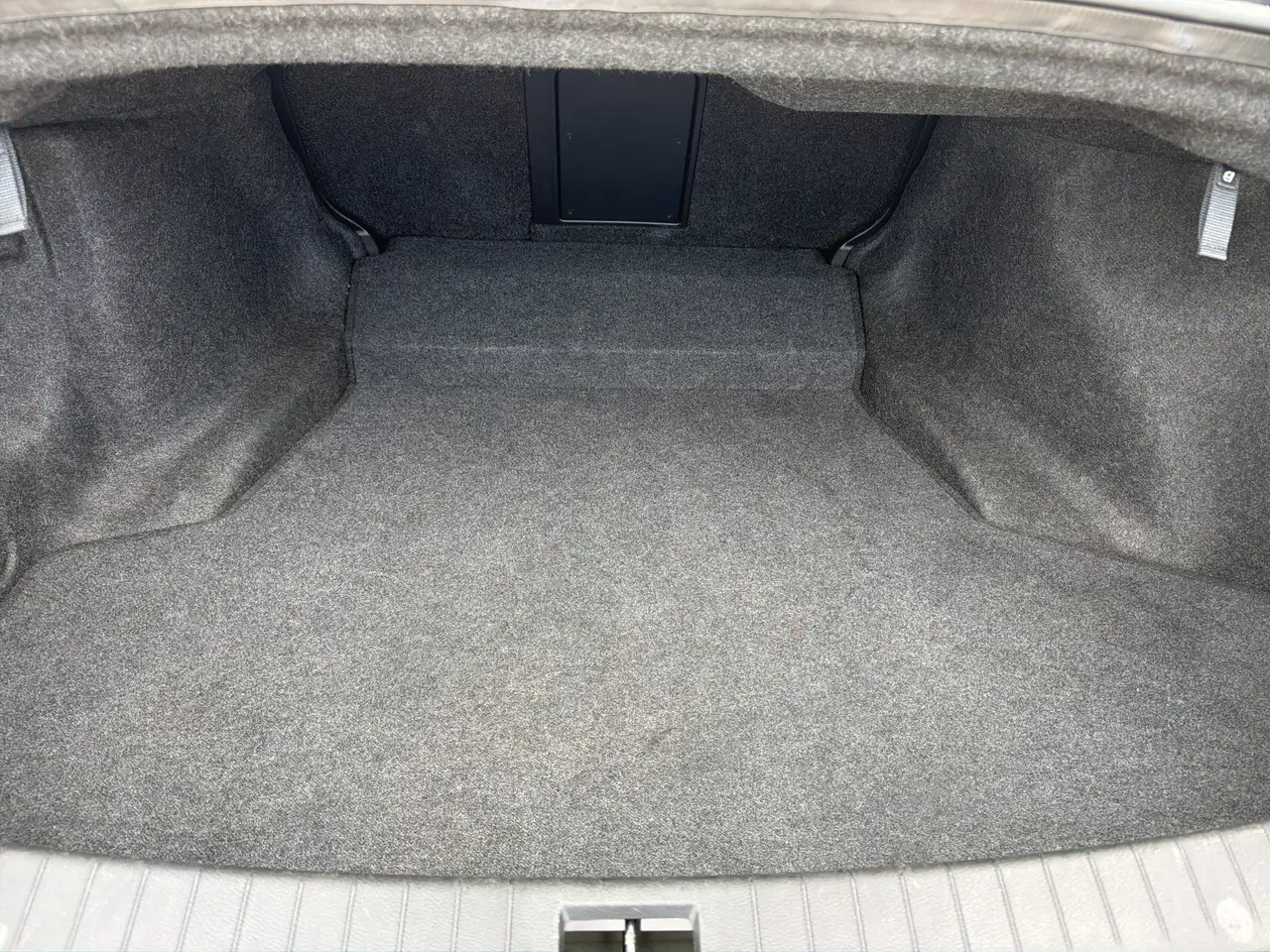 Infiniti Q50 снимка Infiniti Q50